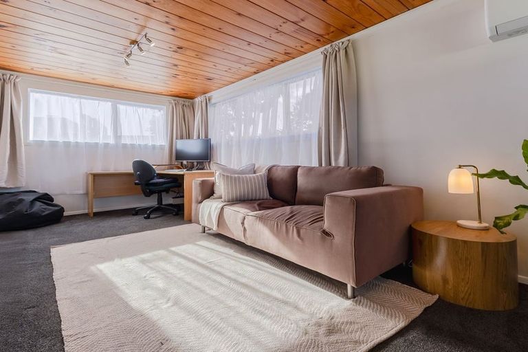 Photo of property in 20 Olive Terrace, Paraparaumu Beach, Paraparaumu, 5032