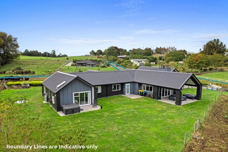 Photo of property in 13 Tari Road, Pukeatua, 3880