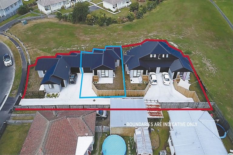 Photo of property in 23u2 Ross Crescent, Fairfield, Hamilton, 3214