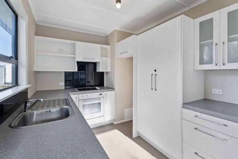 Photo of property in 1 Tennyson Street, Opunake, 4616