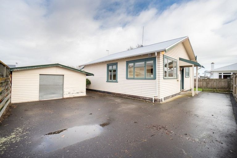 Photo of property in 15 Mcgregor Street, Milson, Palmerston North, 4414