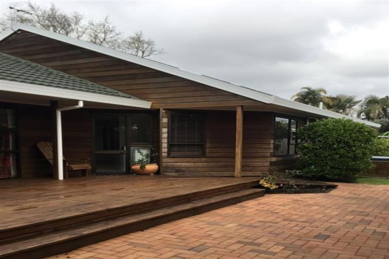 Photo of property in 6 Septimus Place, Henderson, Auckland, 0612