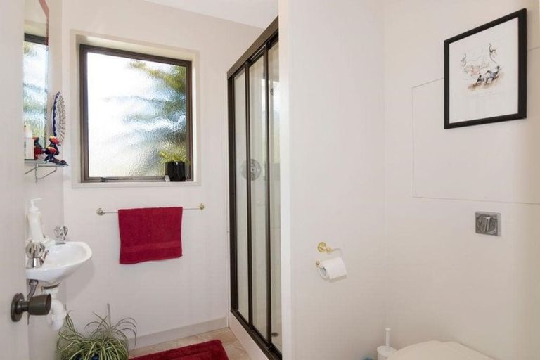 Photo of property in 17 Lansdowne Street, Clifton, Takaka, 7183
