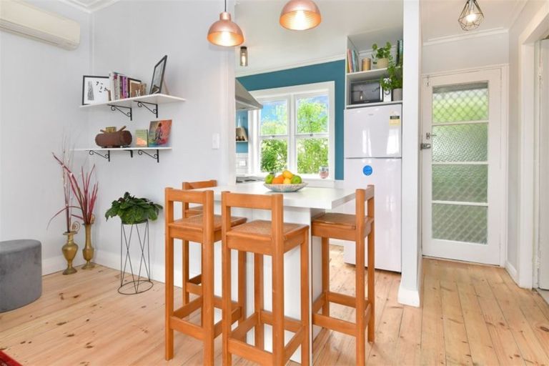 Photo of property in 27a Mangakura Road, Helensville, 0800