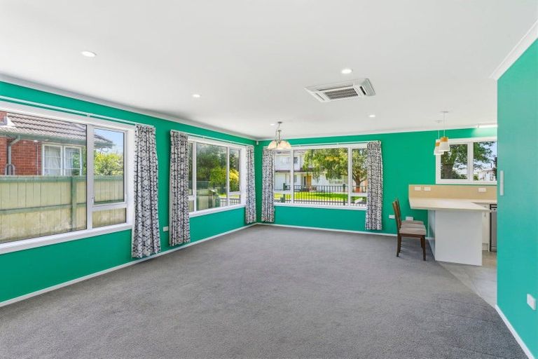 Photo of property in 190 Bath Street, Levin, 5510