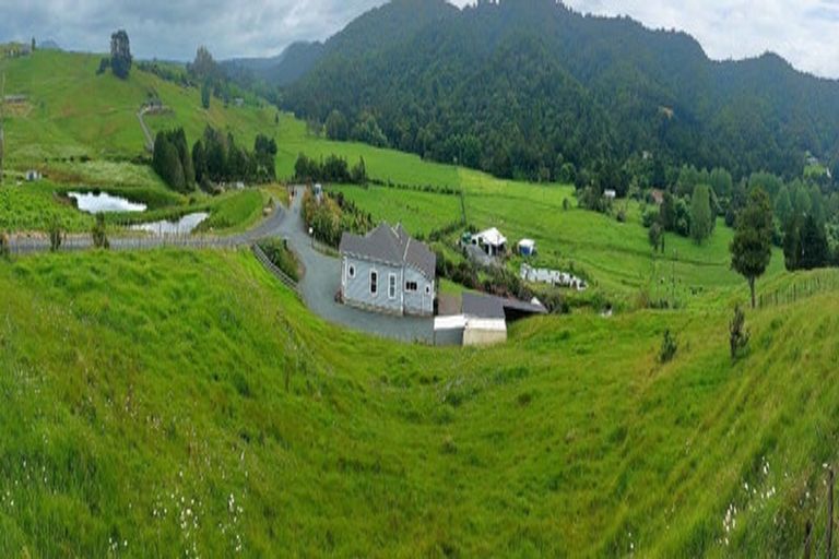 Photo of property in 56 Bellevue Way, Otaika, 0170