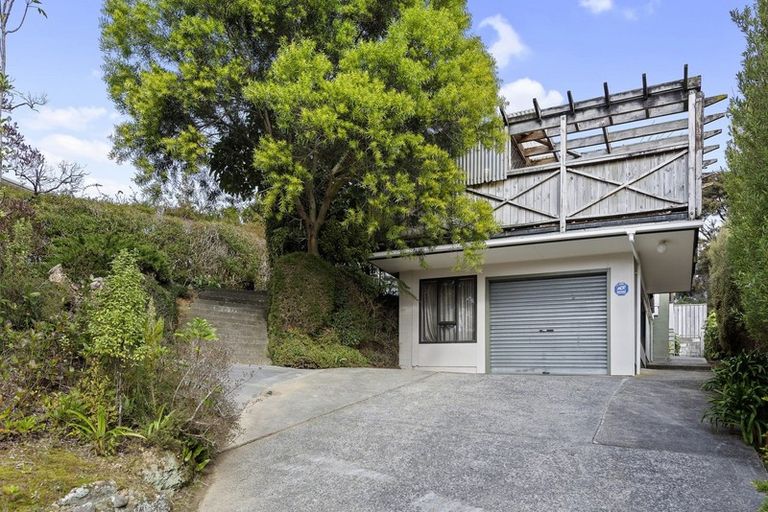 Photo of property in 51 Fraser Street, Wainuiomata, Lower Hutt, 5014