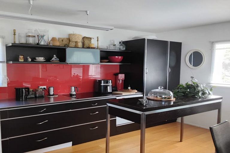 Photo of property in 61a Mortimer Terrace, Brooklyn, Wellington, 6021