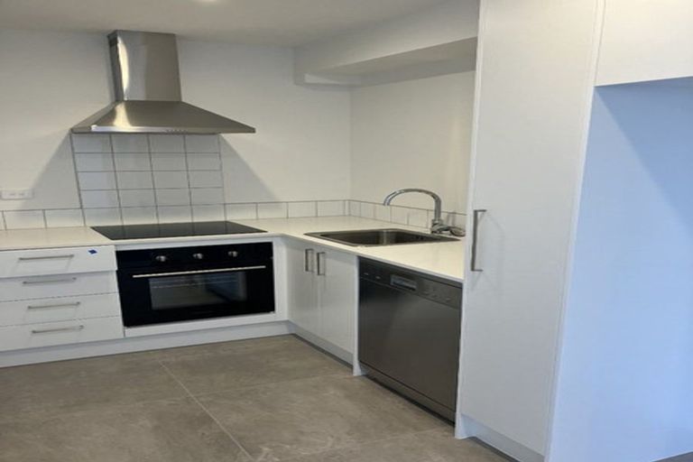 Photo of property in 206/3 Rauemi Way, Te Atatu South, Auckland, 0610