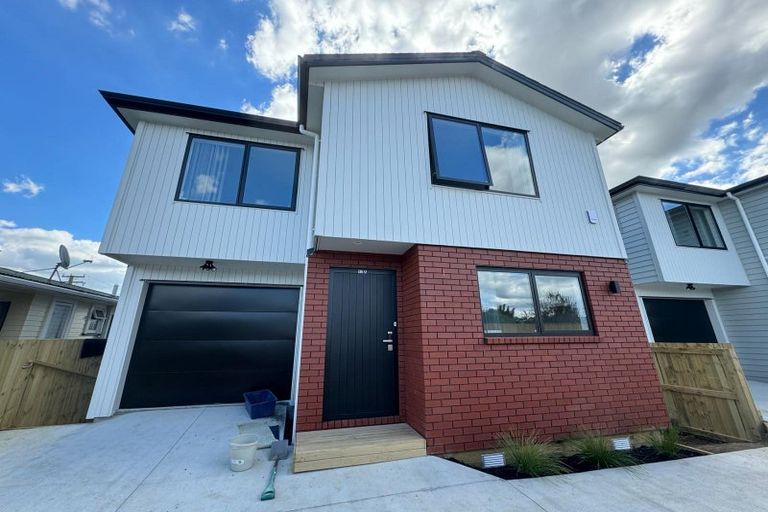 Photo of property in 42a Sheehan Avenue, Papakura, 2110