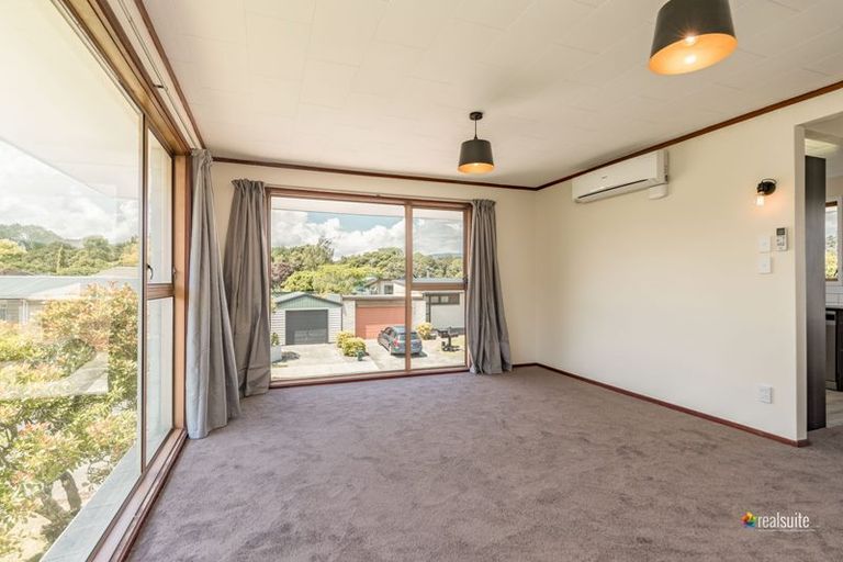 Photo of property in 4f1- Parera Grove, Heretaunga, Upper Hutt, 5018