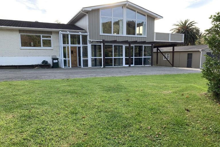 Photo of property in 2 Martin Street, Waikanae, 5036