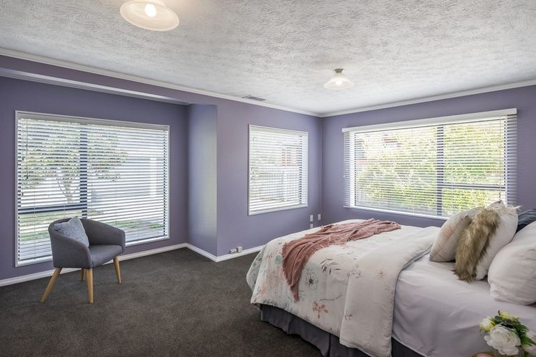 Photo of property in 18 The Avenue, Paraparaumu Beach, Paraparaumu, 5032