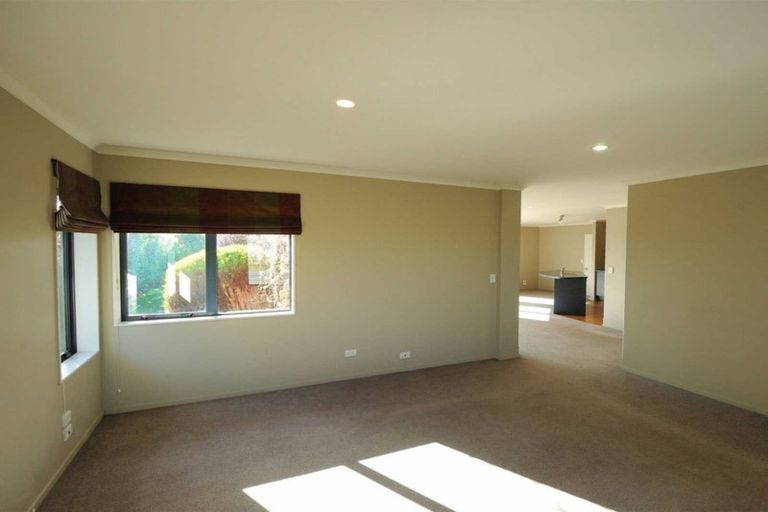 Photo of property in 33 Rolleston Drive, Rolleston, 7614