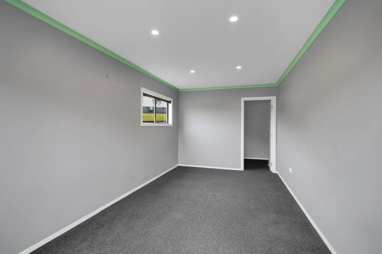 Photo of property in 77 Huatoki Street, Vogeltown, New Plymouth, 4310