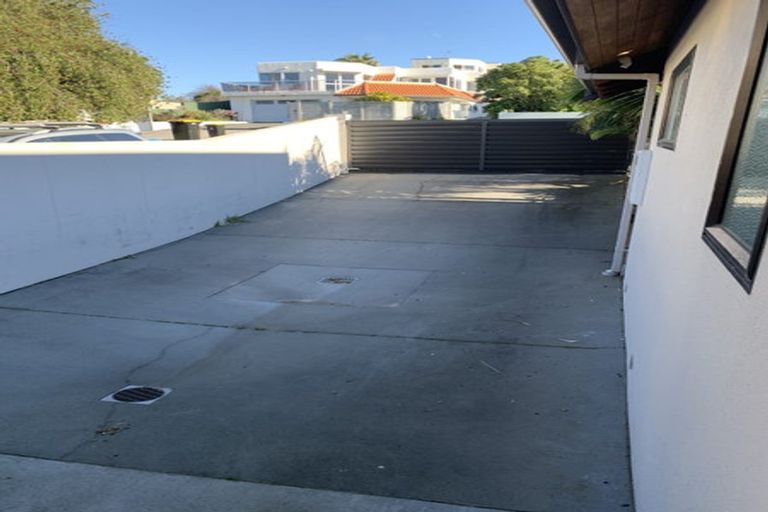 Photo of property in 143a Oceanview Road, Mount Maunganui, 3116