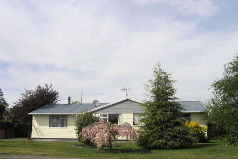 Photo of property in 9 Chapman Place, Fairy Springs, Rotorua, 3015