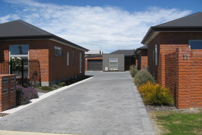 Photo of property in 11 Redfern Street, Northwood, Christchurch, 8051