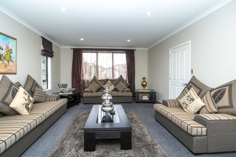 Photo of property in 7 Gibbston Close, Huntington, Hamilton, 3210