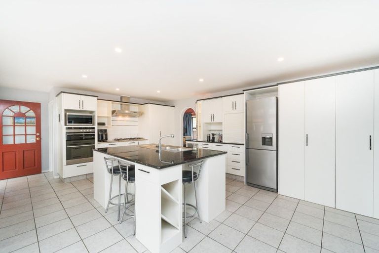 Photo of property in 16 Akaroa Avenue, Awapuni, Palmerston North, 4412