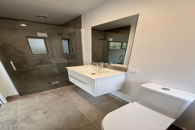 Photo of property in 10 Friesian Close, Jacks Point, 9371