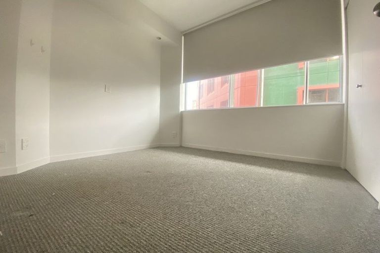 Photo of property in Terrace Tower Apartments, 10b/126 The Terrace, Wellington Central, Wellington, 6011