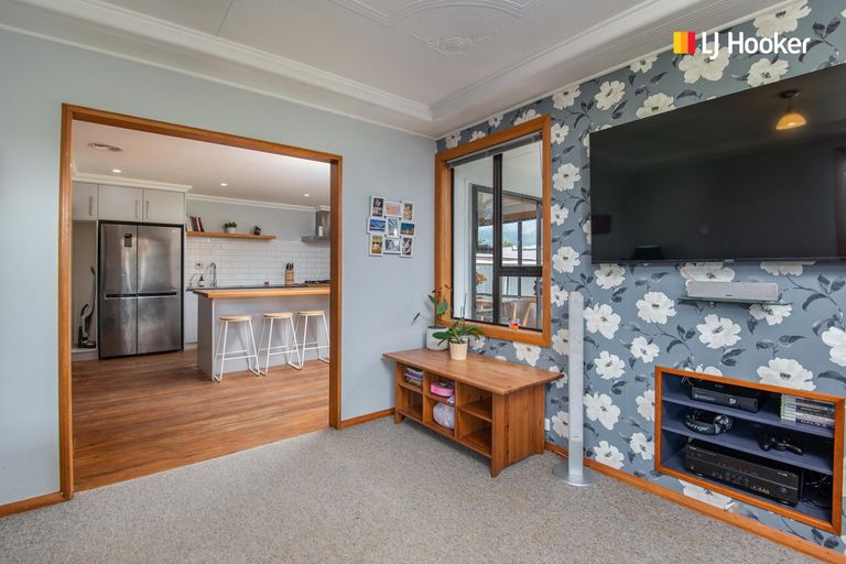 Photo of property in 16 Graham Street, Mosgiel, 9024