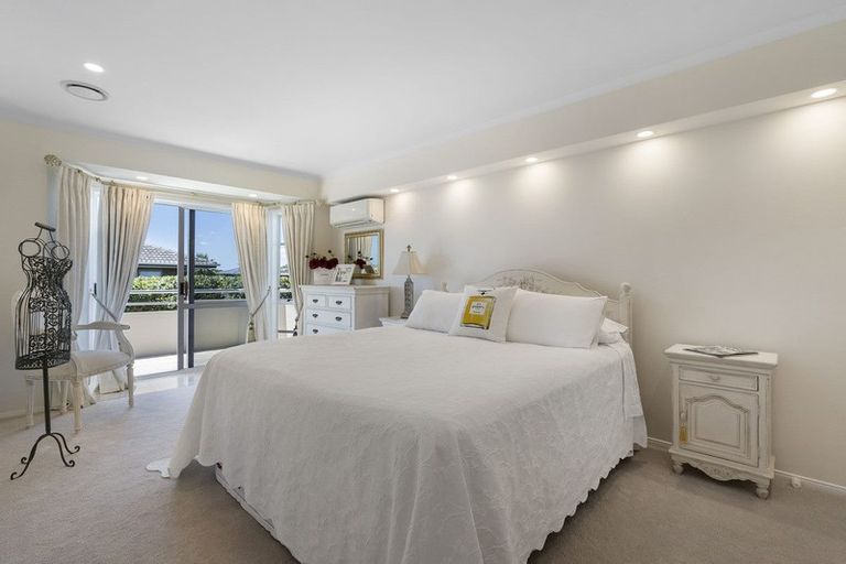 Photo of property in 1/10 Coquille Place, Half Moon Bay, Auckland, 2012