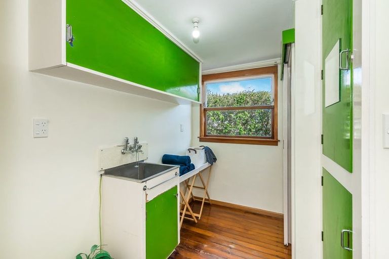 Photo of property in 14a Falla Street, Paraparaumu Beach, Paraparaumu, 5032