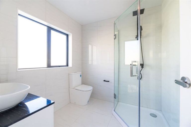 Photo of property in 13 Shibata Rise, Ranui, Auckland, 0612