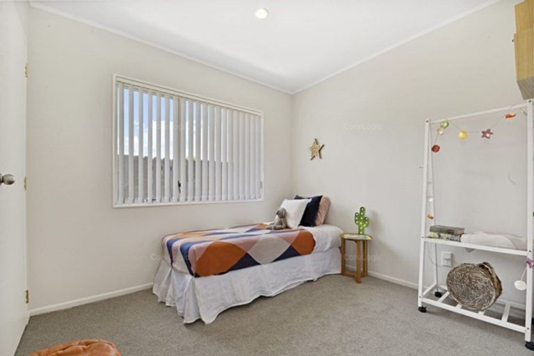 Photo of property in 18a Hall Avenue, Mangere, Auckland, 2022