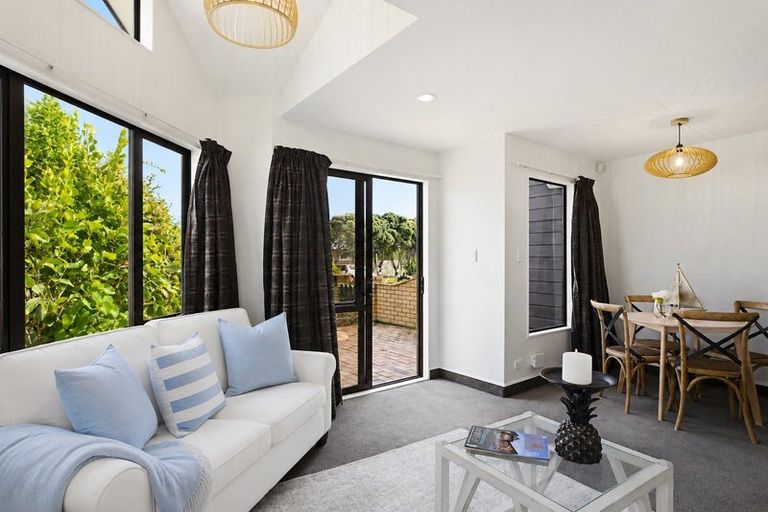 Photo of property in 2/4u Richard Street, Titahi Bay, Porirua, 5022