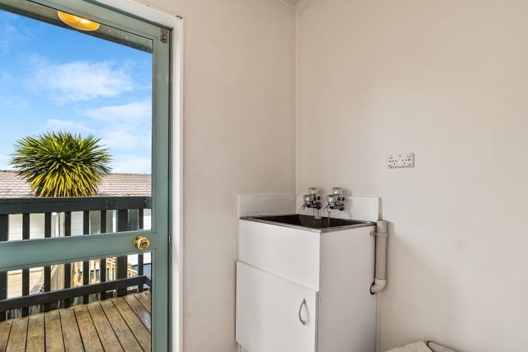 Photo of property in 2/35 Station Road, Te Kamo, Whangarei, 0112