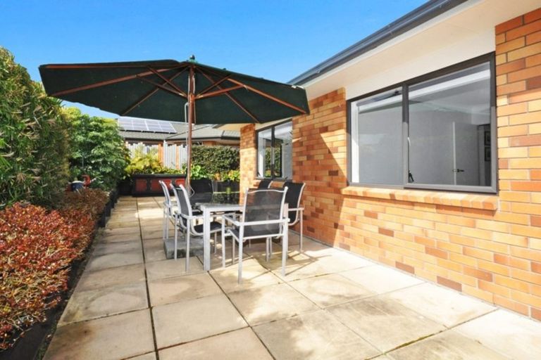 Photo of property in 7 Mandalay Place, Waiuku, 2123