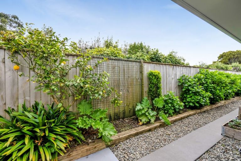 Photo of property in 15 Keene Drive, Bell Block, New Plymouth, 4312