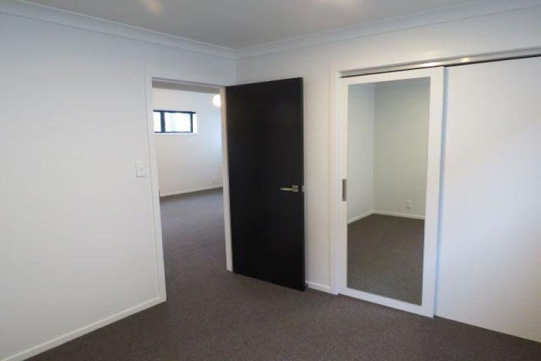 Photo of property in 66 Govett Avenue, Frankleigh Park, New Plymouth, 4310