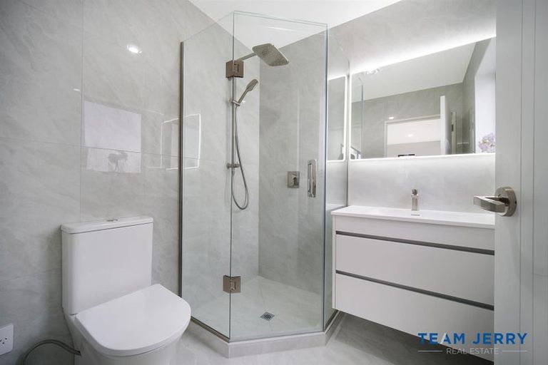 Photo of property in 8 Kakau Lane, Flat Bush, Auckland, 2019