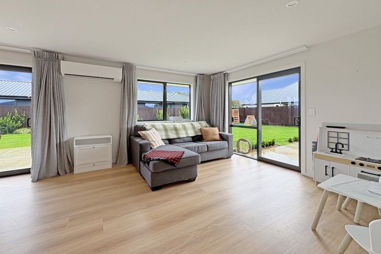 Photo of property in 35 Collisson Street, Leeston, 7632