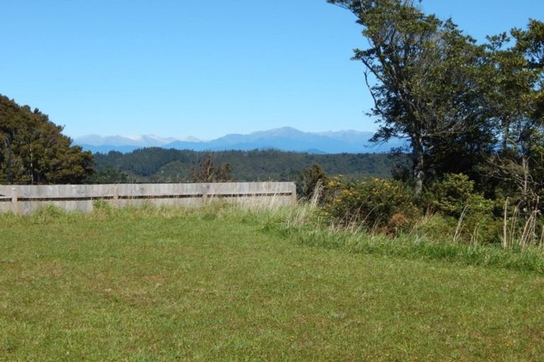 Photo of property in 17 Racecourse Terrace Rise, Hokitika, 7882