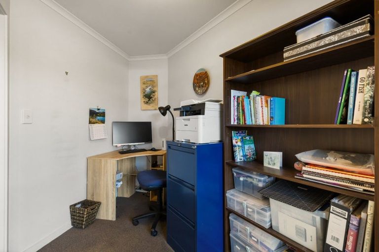Photo of property in 8 Austral Place, Cromwell, 9310