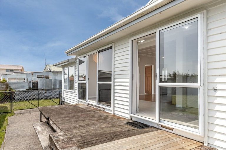 Photo of property in 47 Bright Street, Westport, 7825