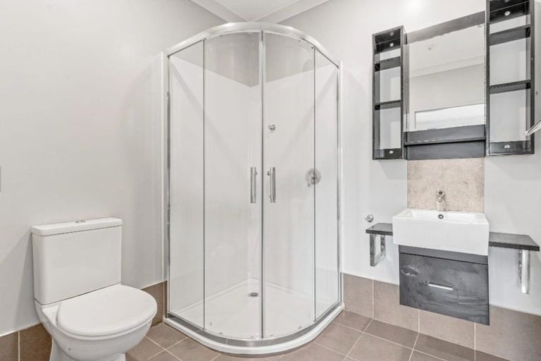 Photo of property in 11/46 Carlos Drive, Flat Bush, Auckland, 2016