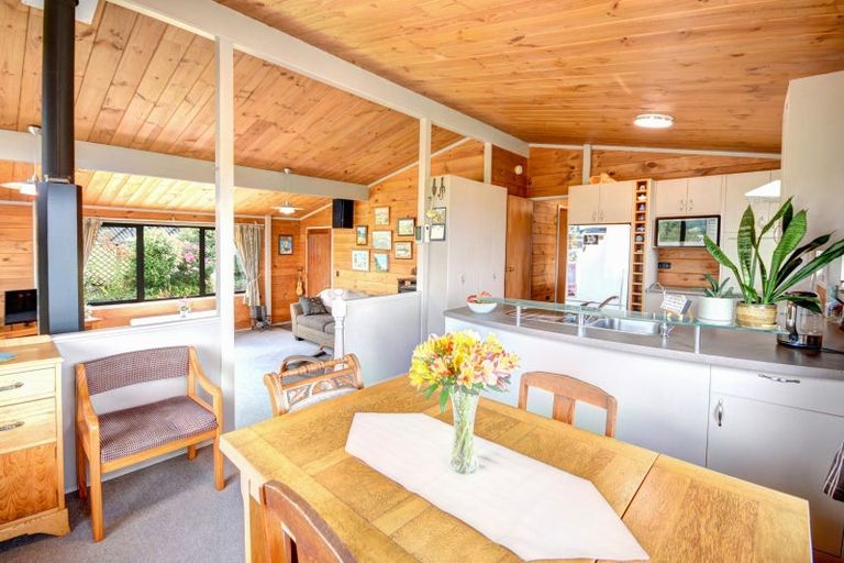 Photo of property in 20 Estuary Crescent, Fairfield, Dunedin, 9018