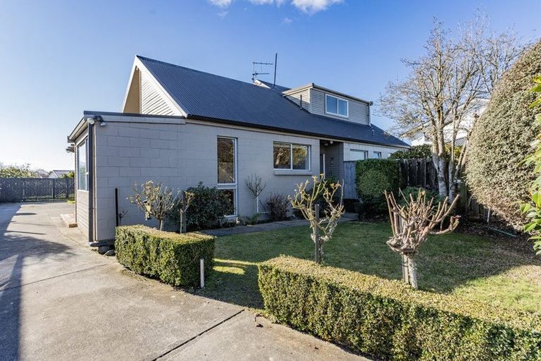 Photo of property in 1/4 Camrose Place, Ilam, Christchurch, 8041