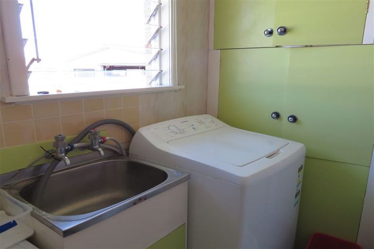 Photo of property in 211 Moanataiari Street, Thames, 3500