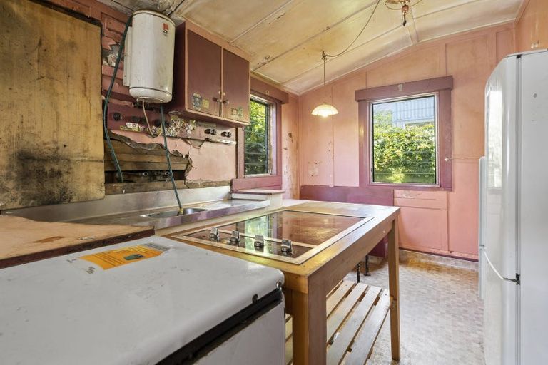 Photo of property in 81 Brougham Street, Mount Victoria, Wellington, 6011