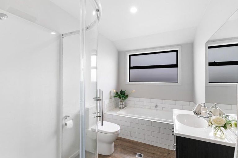 Photo of property in 39 Jones Avenue, Lower Shotover, Queenstown, 9304