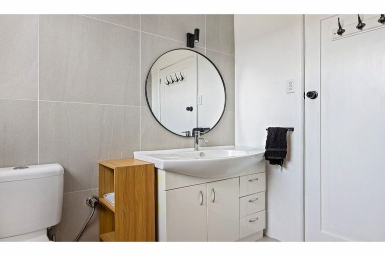 Photo of property in 23 Kearneys Road, Linwood, Christchurch, 8062