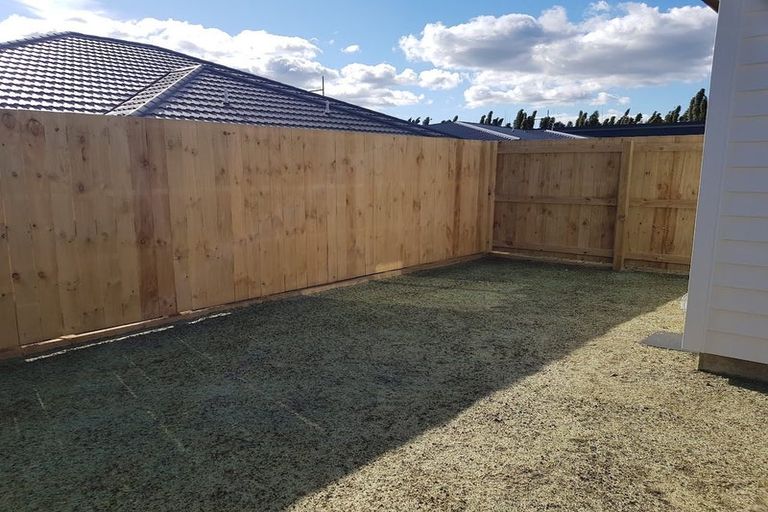 Photo of property in 36 Whareatua Avenue, Takanini, 2112