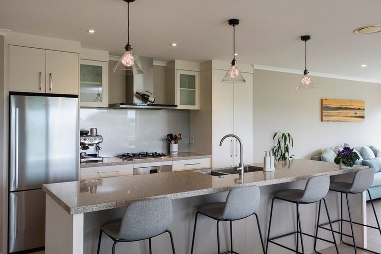 Photo of property in 40 Weatherly Drive, Beachlands, Auckland, 2018